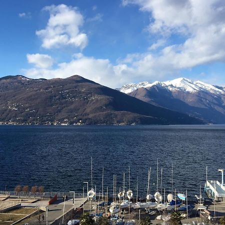 Appartamento Attico Palazzo di Vetro Luino Esterno foto
