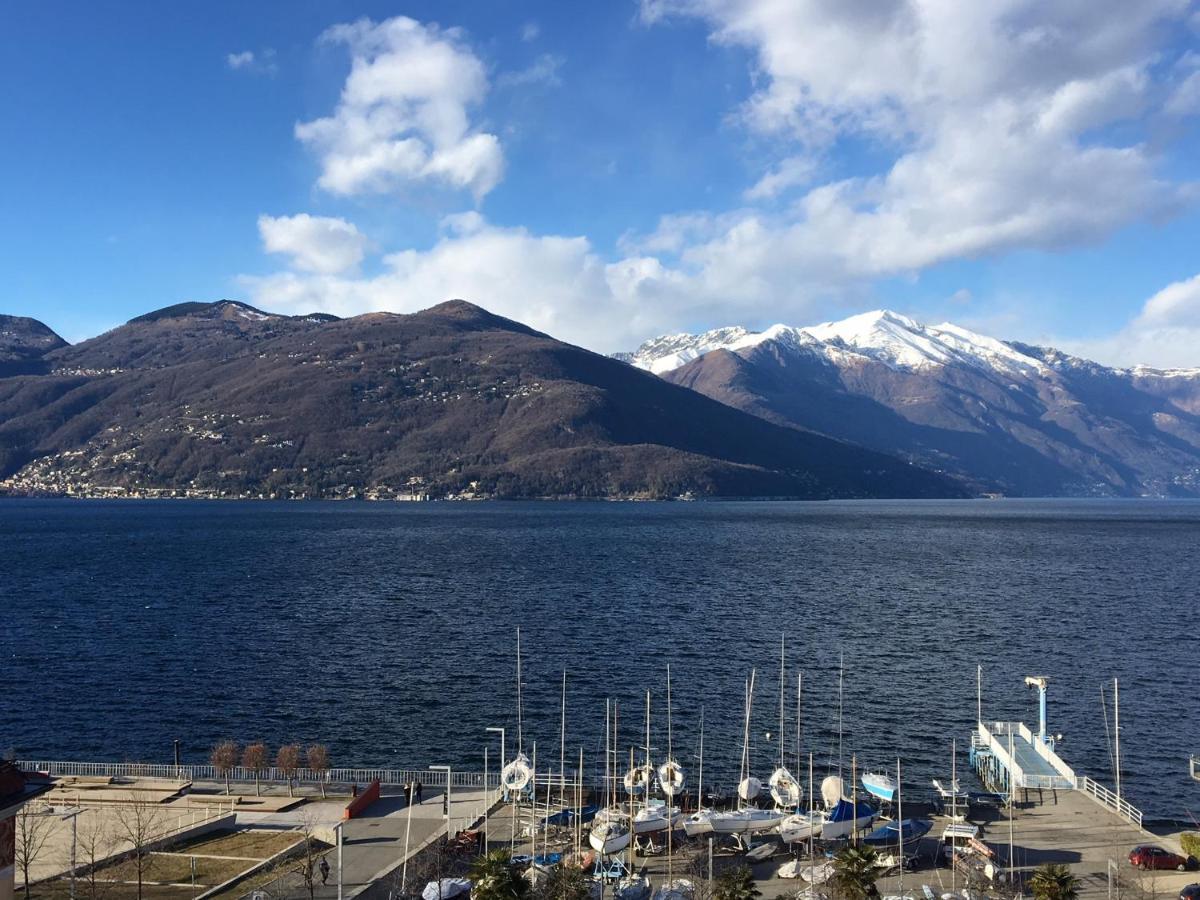 Appartamento Attico Palazzo di Vetro Luino Esterno foto